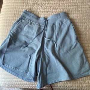 High rise 8” Short in French terry